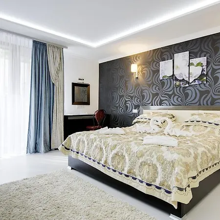 Pearl Mini-hotel Hotel