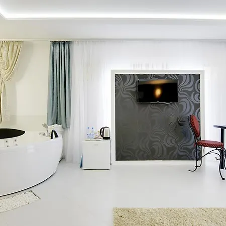 Hotel Pearl Mini-hotel 3*