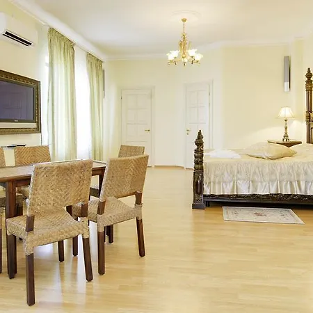 Pearl Mini-hotel Готель