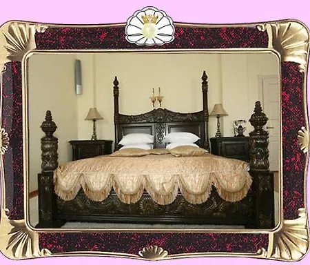 Pearl Mini-hotel Hotel