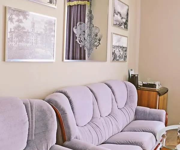 Hotel Pearl Mini-hotel 3*