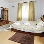 Hotel Pearl Mini-hotel 3*