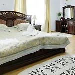 Pearl Mini-hotel 3* Odesa