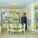 Pearl Mini-hotel Hotel 3*